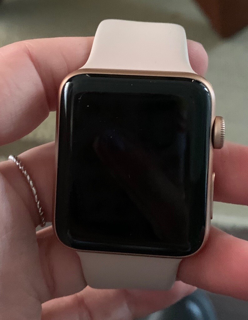 used rose gold apple watch series 3